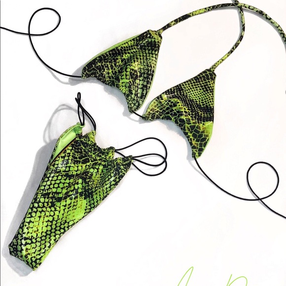 Green and black snake skin bikini - Picture 2 of 2